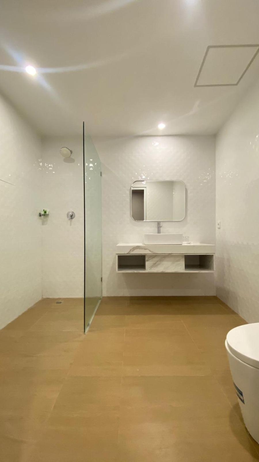 Nio Garden Hotel Sumbawa Exterior foto